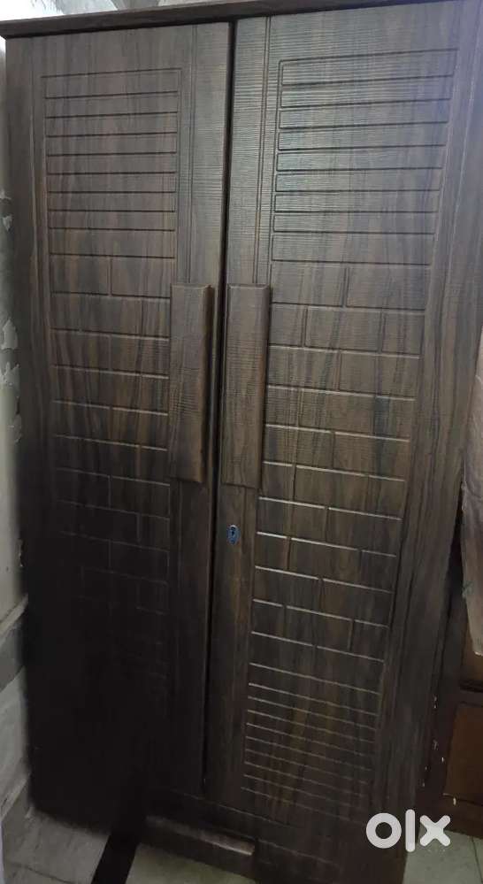 とこカエルオーダーラック Wooden Almirah with locker - Other