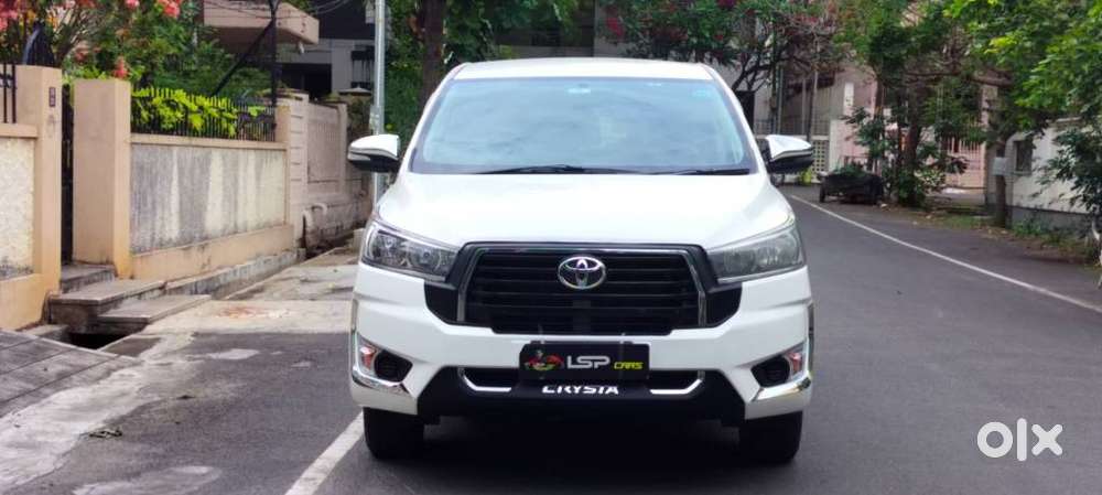Toyota Innova Crysta 2.4 G Mt 7 Str, 2017, Diesel