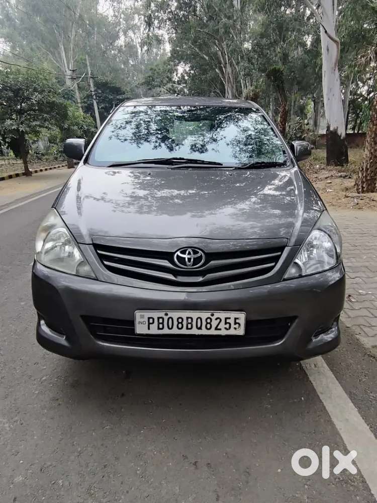 Toyota Innova 2.5 Diesel 2010