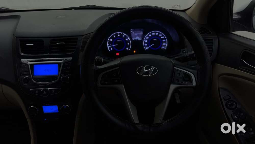 Hyundai Verna 1.6 Vtvt Sx, 2013, Petrol