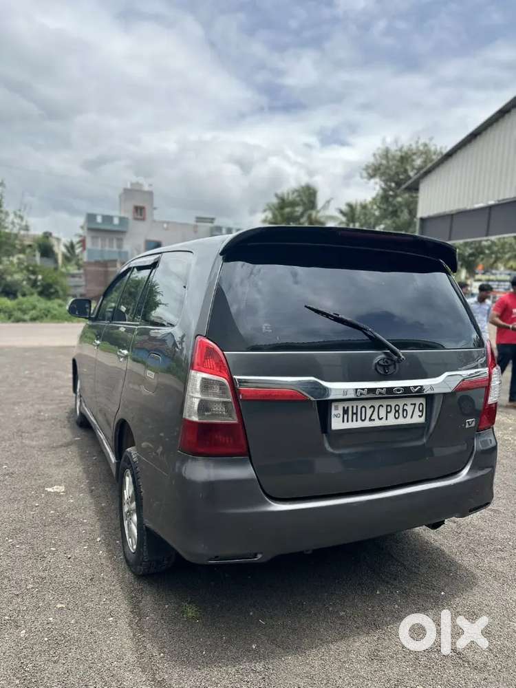 Toyota Innova Diesel 2012 Second Hand