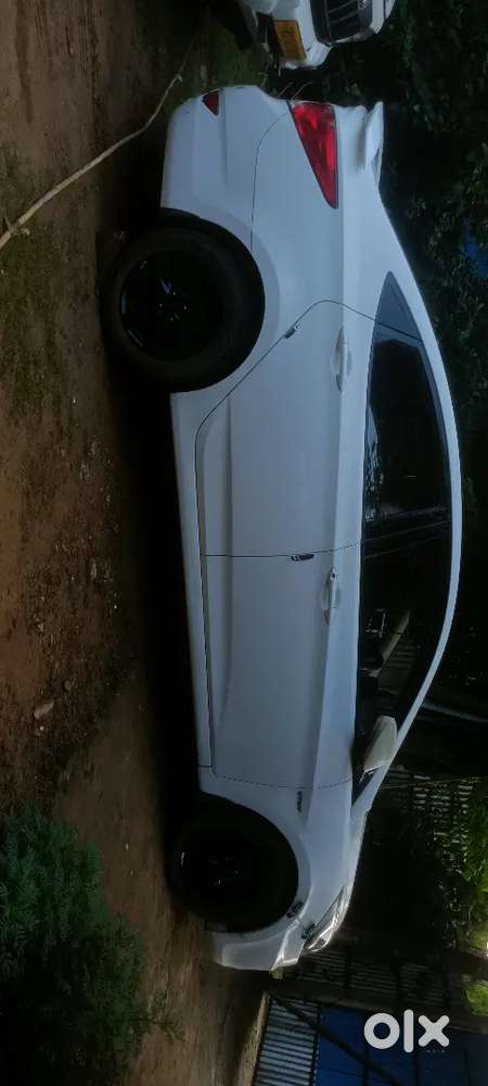 Hyundai Verna 2012 Petrol 63000 Km Driven