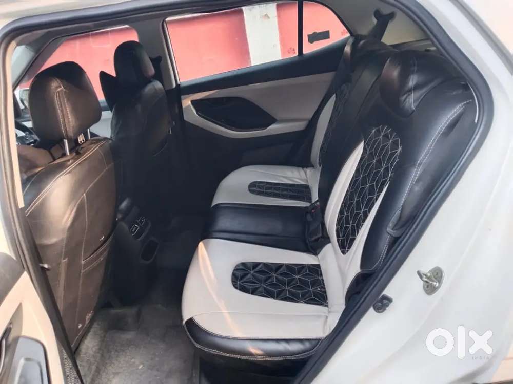 Hyundai Creta 1:5 E 2022 Diesel 70000 Km Driven