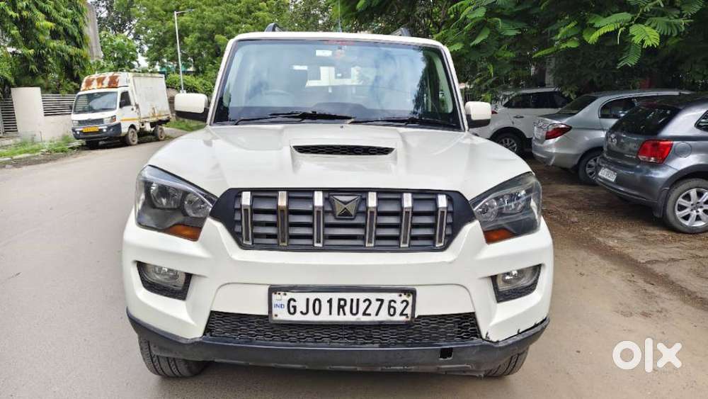 Mahindra Scorpio S10, 2016, Diesel
