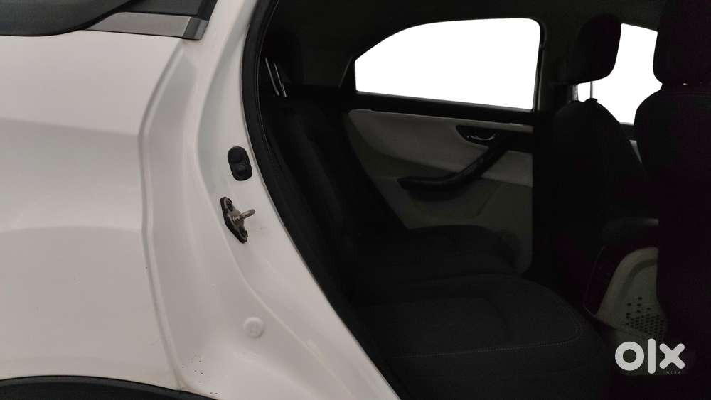 Tata Nexon 1.2 Revotron Xz Plus, 2021, Petrol