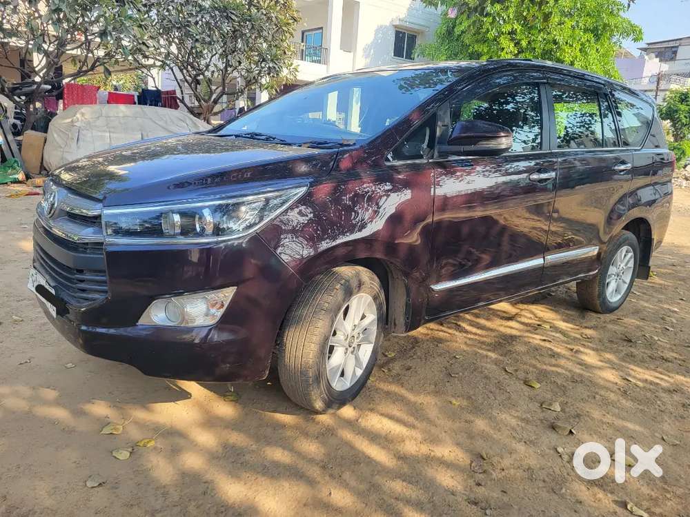 Innova Crysta Forst Owner 2.8 Vx