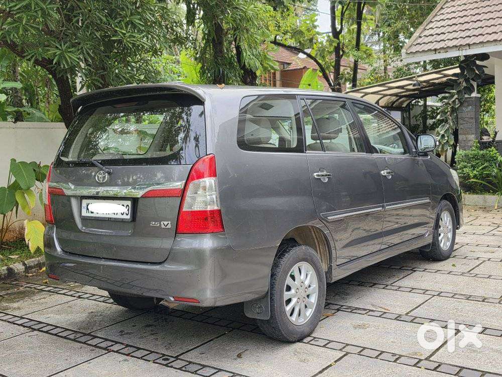 Toyota Innova 2.5 V 7 Str, 2013, Diesel