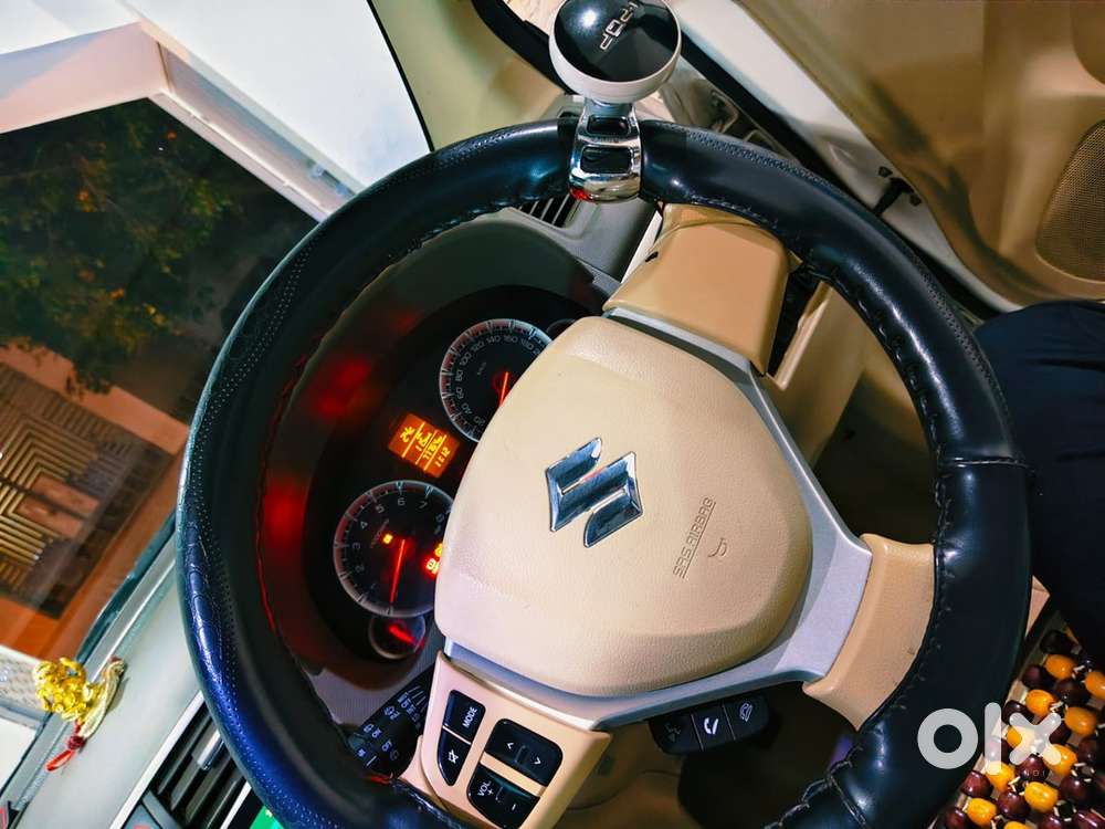 Maruti Ertiga Zxi 2017