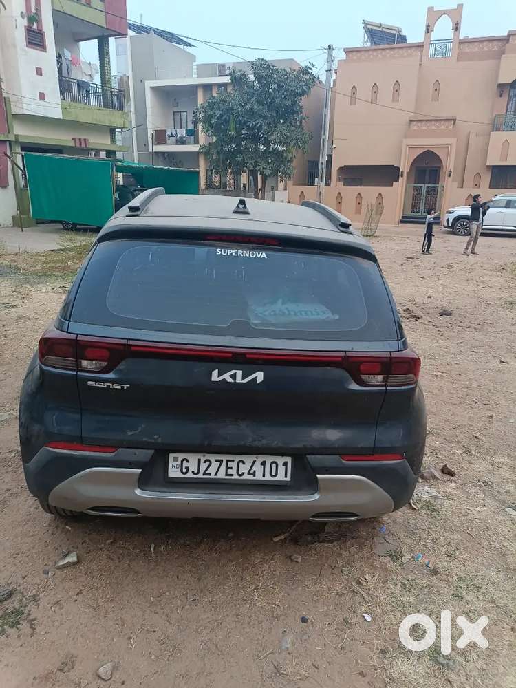 Kia Sonet 2023 Diesel 14000 Km Driven