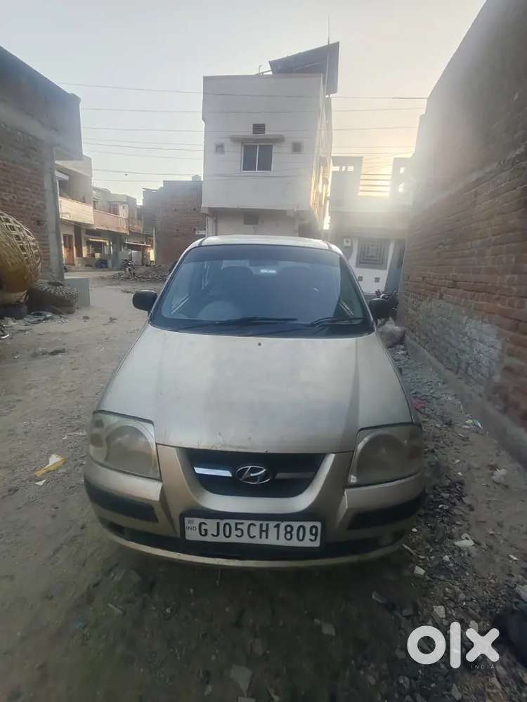 Gadi Full Condition 
Front Power Window Remote Control Car