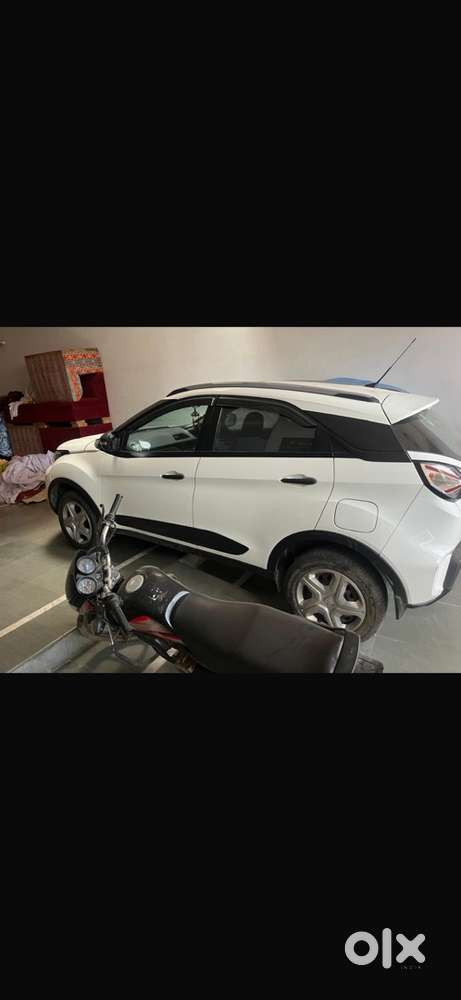 Tata Nexon Petrol Manual 2023