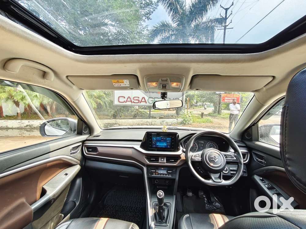 Maruti Suzuki Brezza Zxi Plus Smart Hybrid, 2022, Petrol