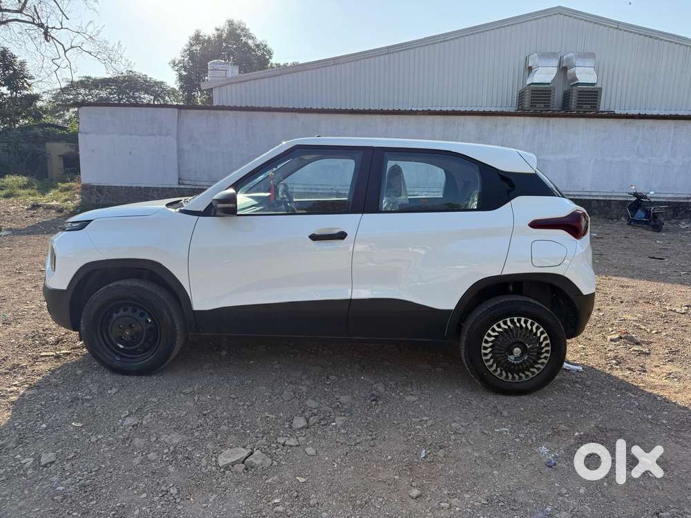 Tata Punch, 2022, Petrol