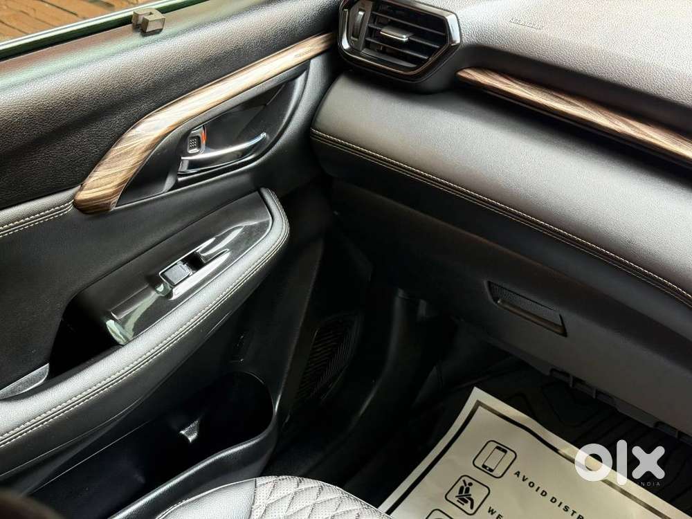 Maruti Suzuki Grand Vitara Alpha+ Intelligent Hybrid Top Model