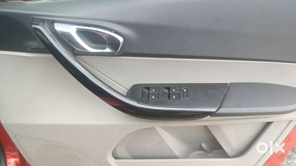 Tata Tiago 1.2 Revotron Xza, 2017, Petrol