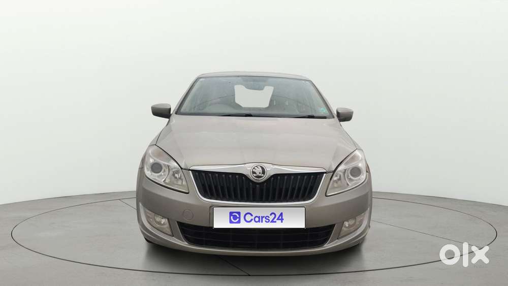 Skoda Rapid 2013-2016 1.6 Mpi At Elegance, 2014, Petrol