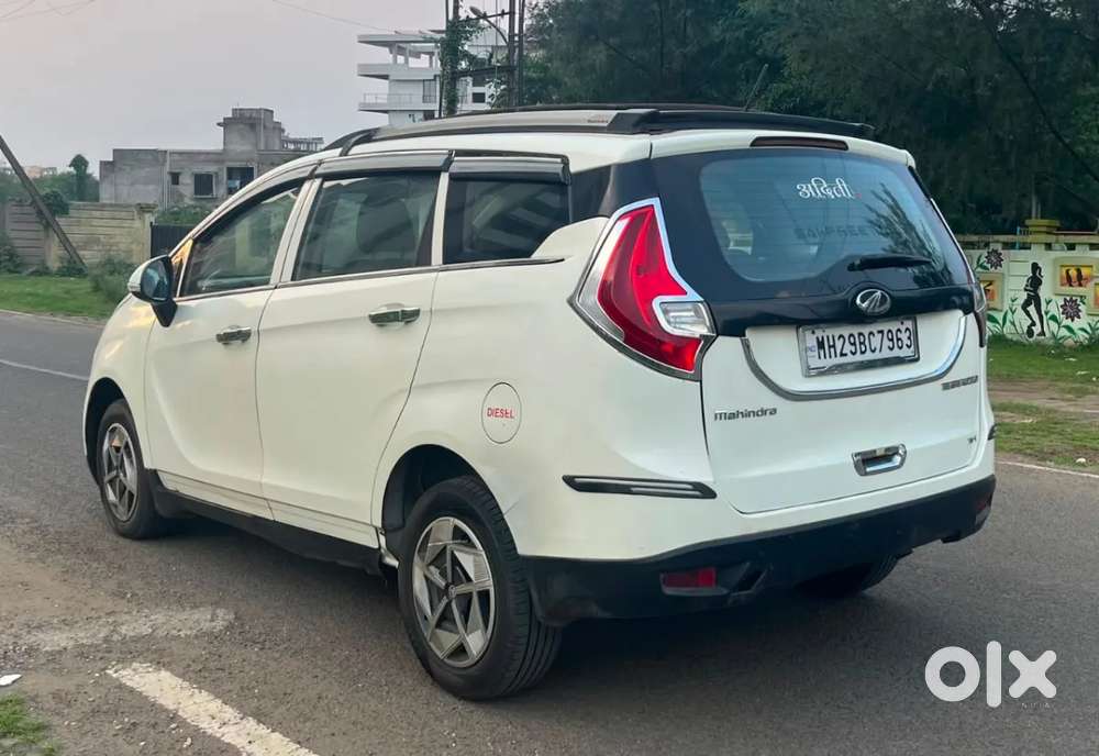 Mahindra Marazzo M4 8str, 2019, Diesel