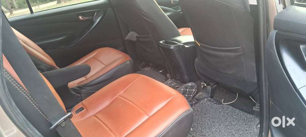 Toyota Innova Crysta 2.4 G Mt 8s, 2017, Diesel