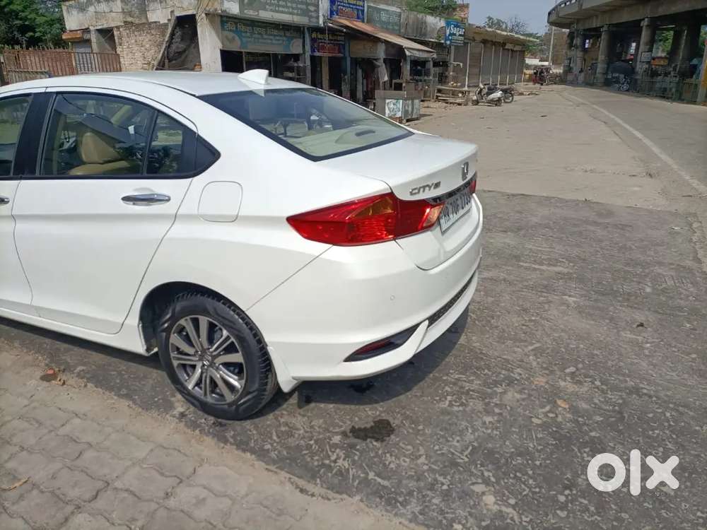 “well Maintained [car Model] For Sale”
