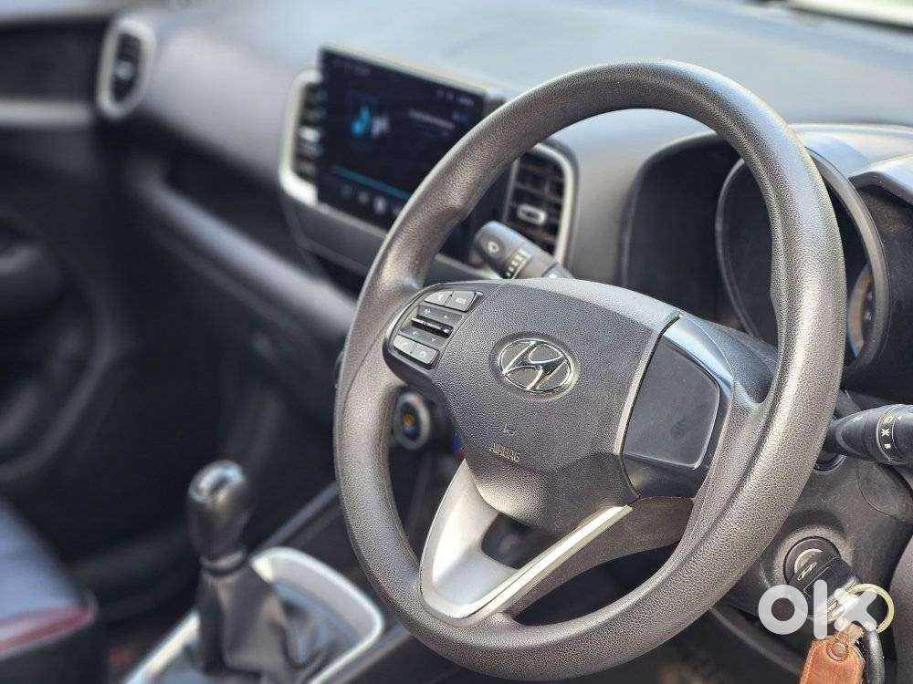 Hyundai Venue S 1.2 Petrol, 2021, Petrol