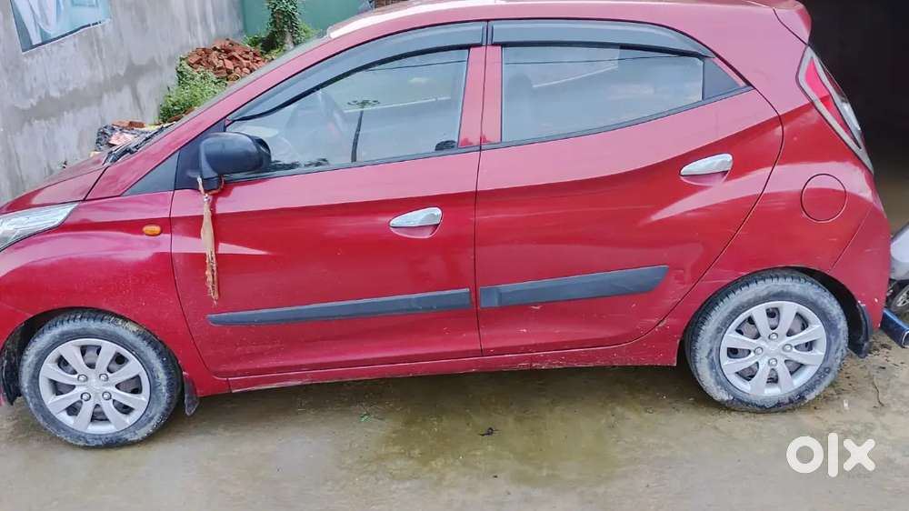 Hyundai Eon Magna Plus पेट्रोल कार बिक्री के लिए उपलब्ध है। गाड़ी मैनु