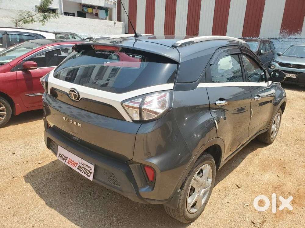 Tata Nexon 1.2 Revotron Xm (s), 2022, Petrol
