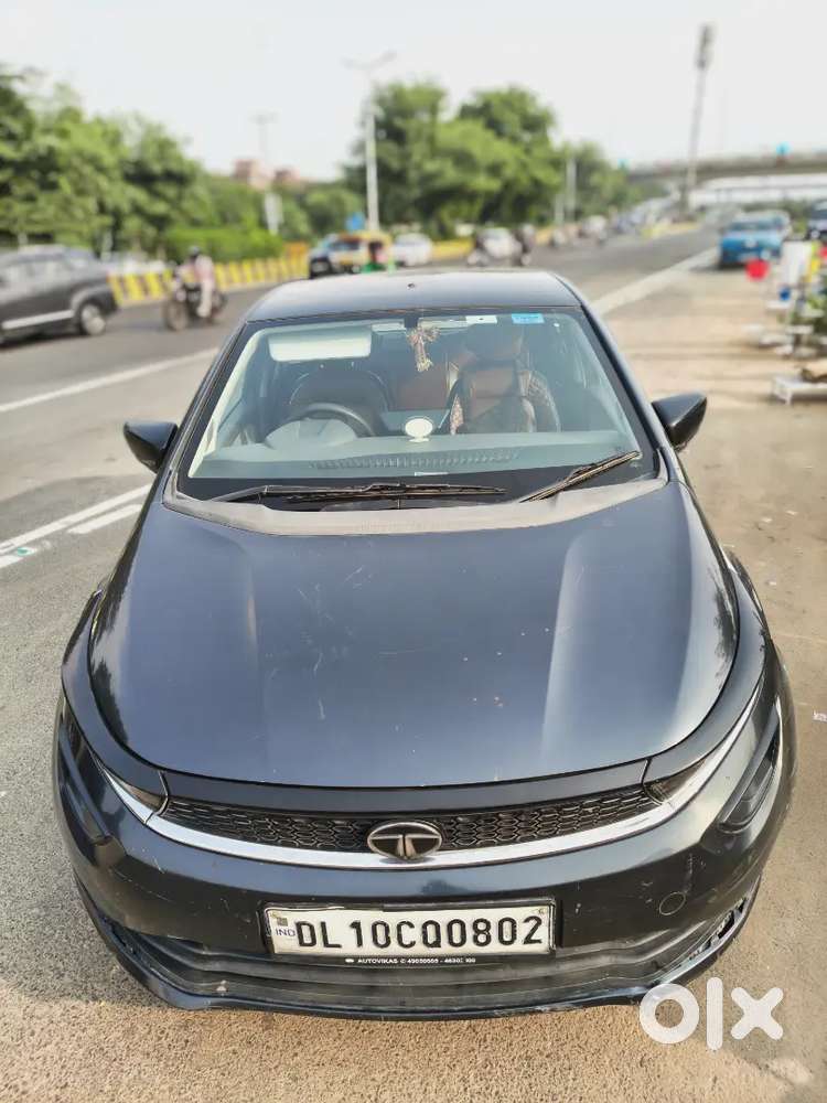 Tata Altroz Xe Petrol 2021