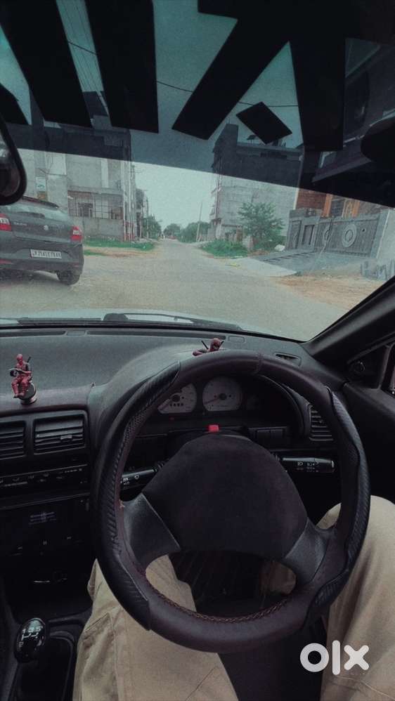 Modified Maruti Suzuki Esteem 2005 Petrol Manual