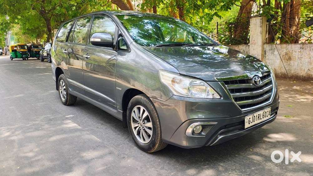 Toyota Innova 2.5 Vx 8 Str, 2015, Diesel