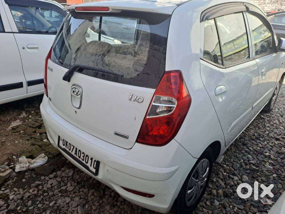 Hyundai I10 Sportz, 2012, Petrol