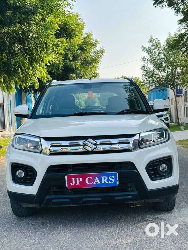 Maruti Suzuki Brezza Vxi At, 2020, Petrol