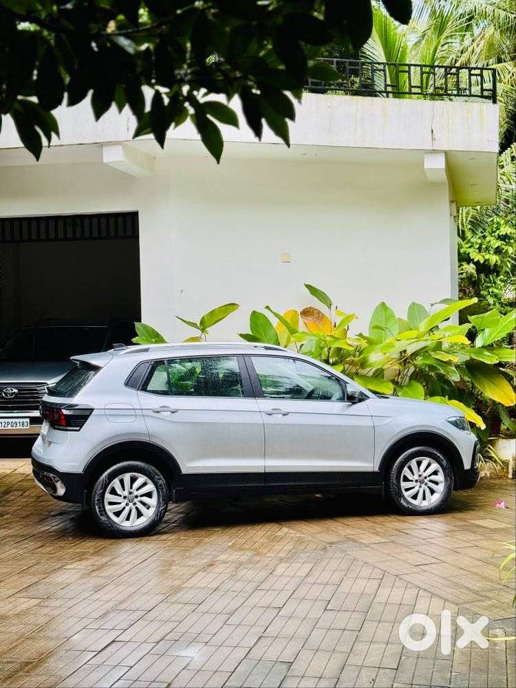 Volkswagen Taigun 1.0 Tsi Highline At, 2021, Petrol