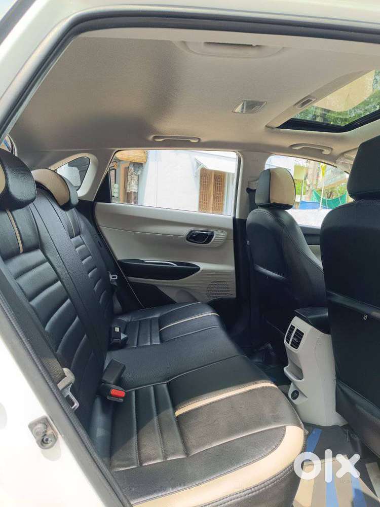 Hyundai I20 Asta 1.2 O With Sunroof, 2024, Petrol