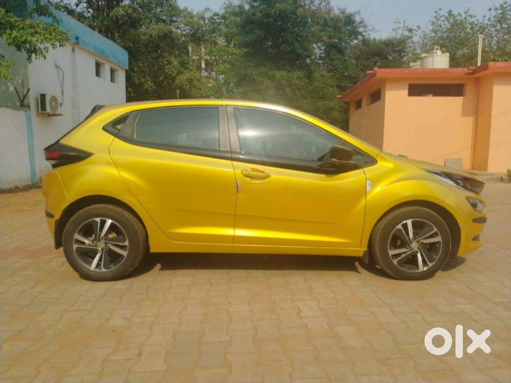 Tata Altroz Xz Plus (s), 2022, Petrol