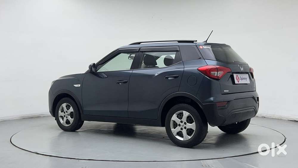 Mahindra Xuv300 1.2 W6 Amt Petrol, 2022, Petrol