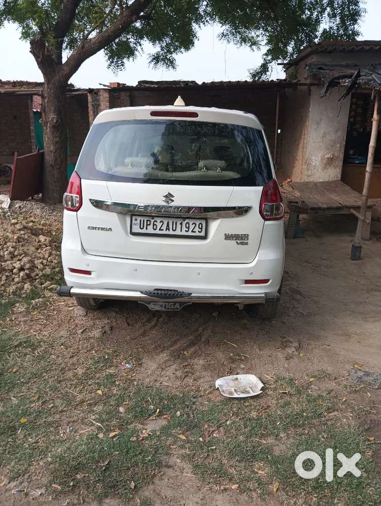 Maruti Suzuki Ertiga 11