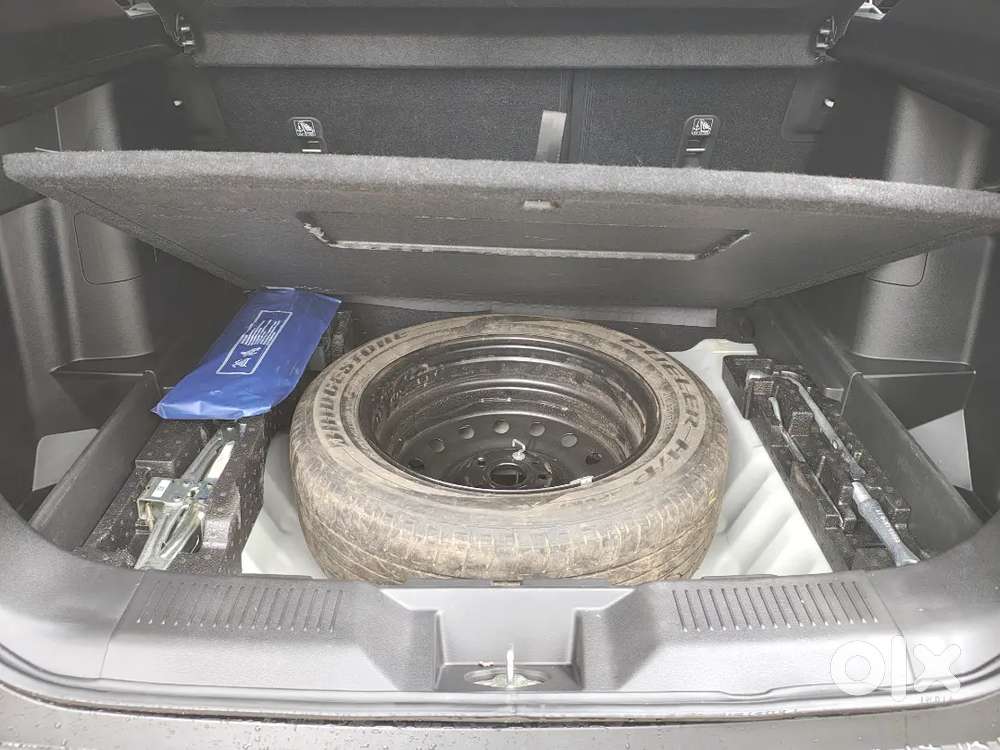 Maruti Suzuki Victoris 2025 Petrol 5000 Km Driven