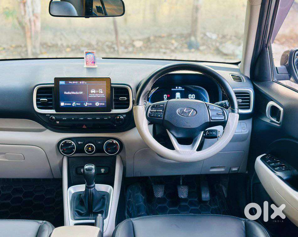Hyundai Venue S 1.2 Petrol, 2023, Petrol