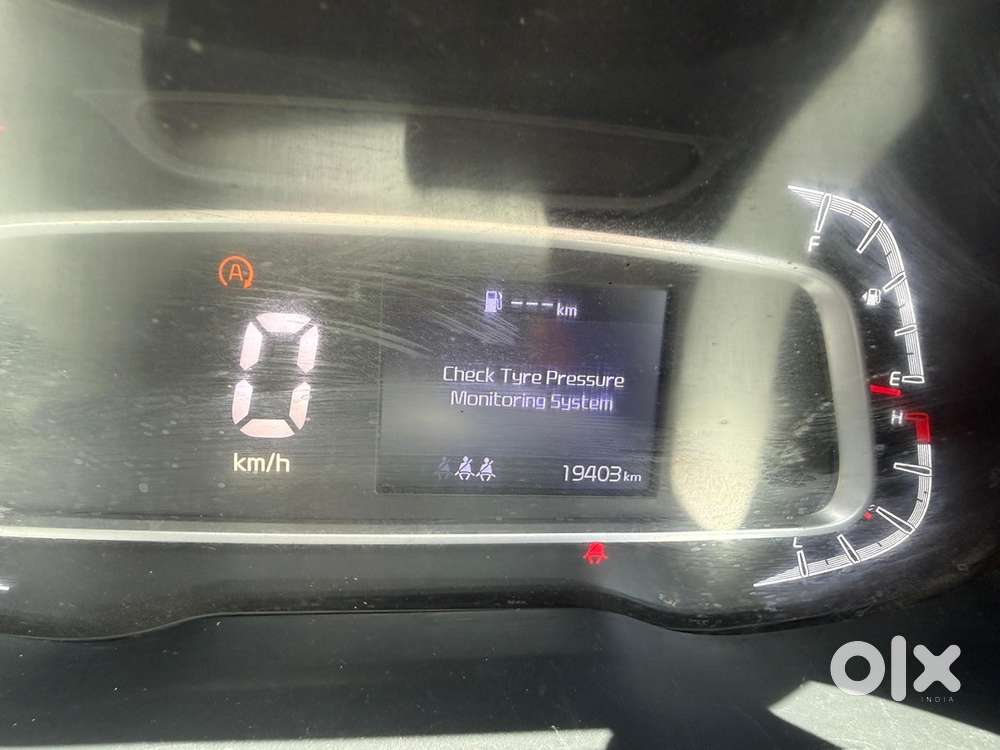 Kia Sonet Petrol 2023