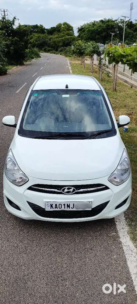 Hyundai I10 Sportz 2012