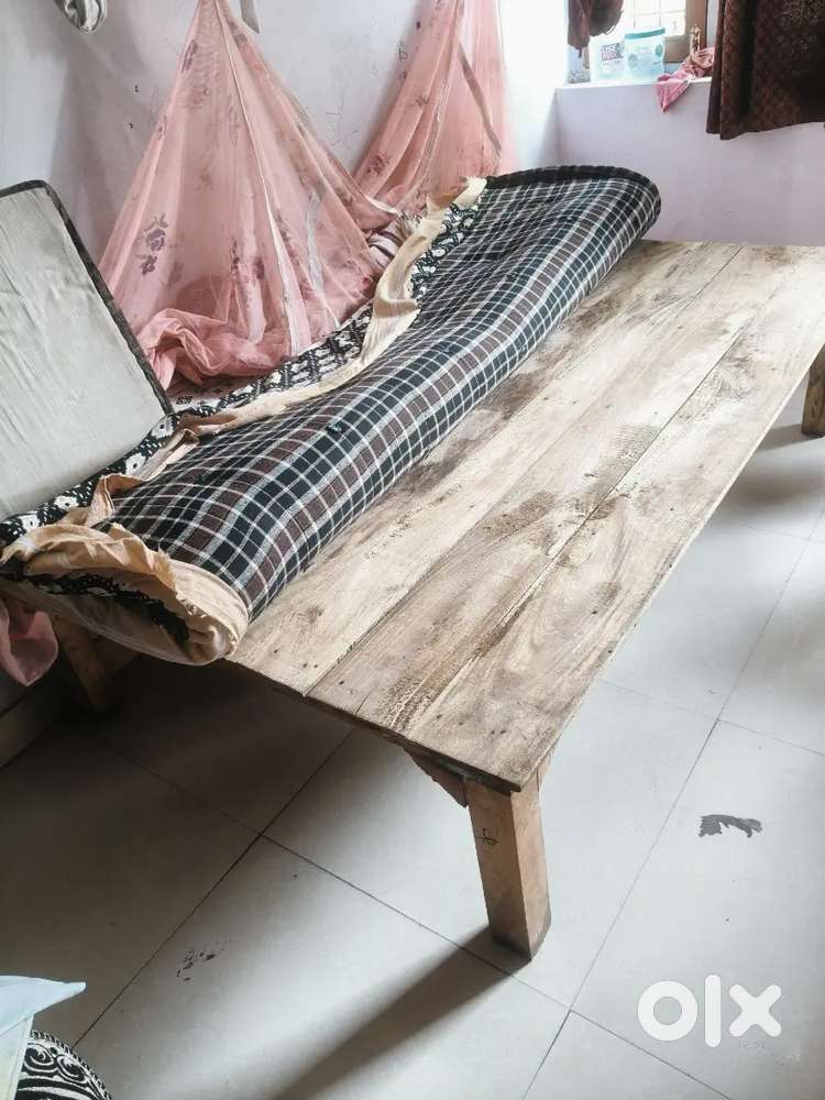 Wooden Takath