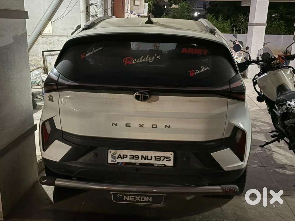 Tata Nexon Manual Petrol Car 2024