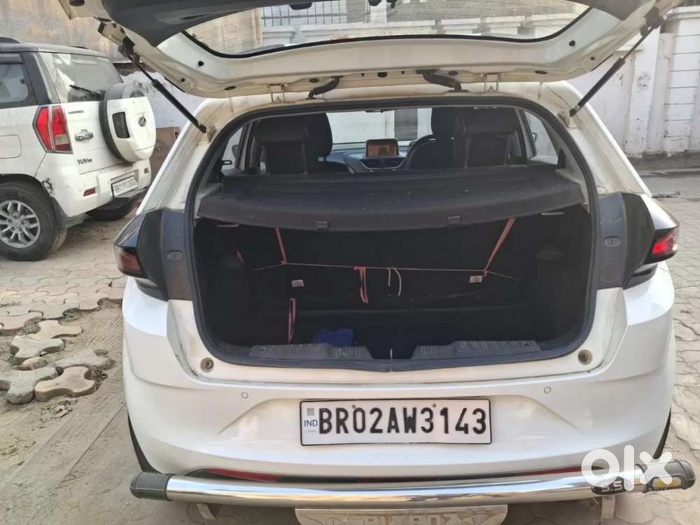 Tata Altroz Xz, 2020, Petrol