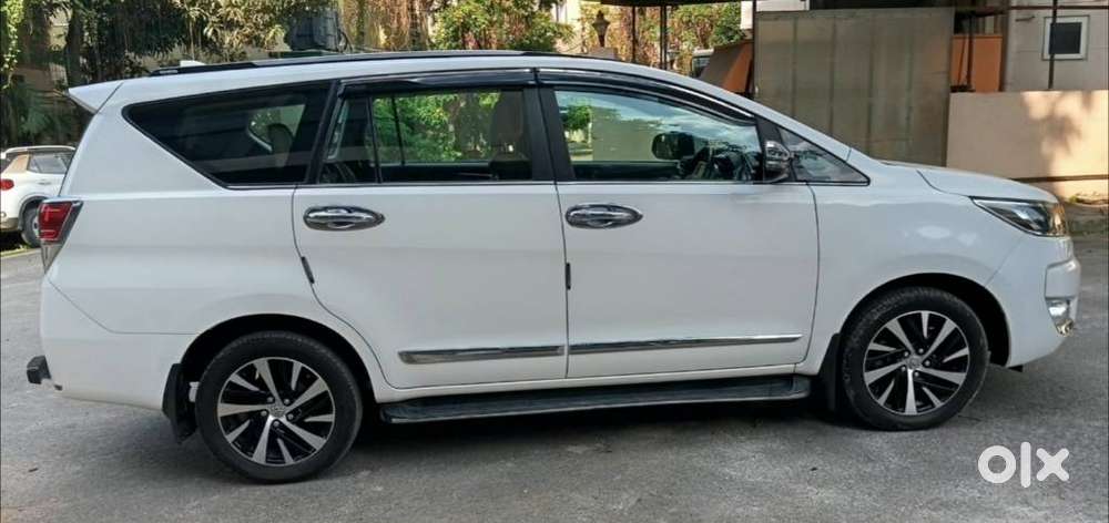 Toyota Innova Crysta 2.4 Z 7 Str, 2023, Diesel