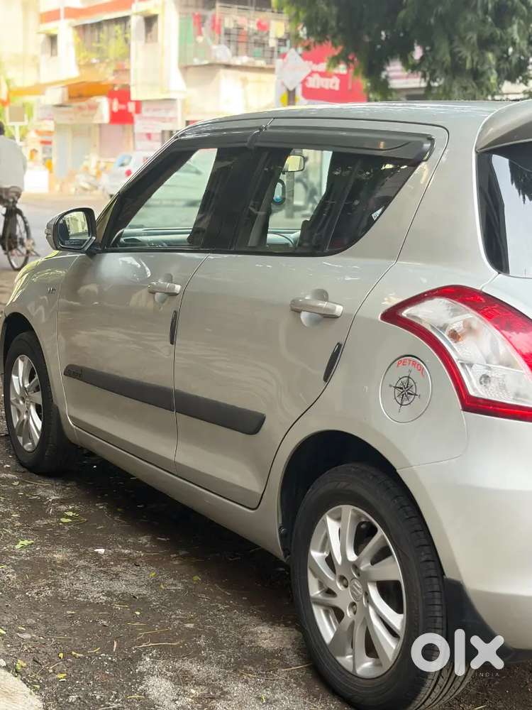 Maruti Suzuki Swift 2012