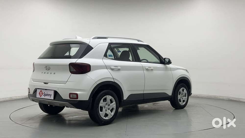 Hyundai Venue 1.2 S Plus, 2021, Petrol