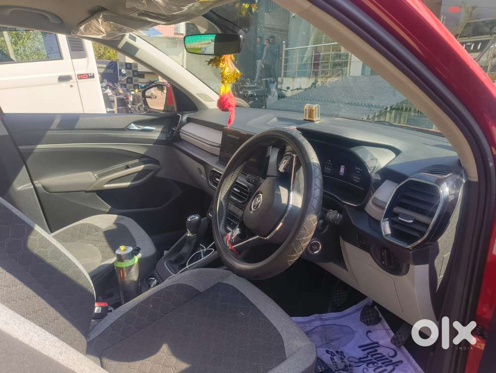 Skoda Kylaq Signature Plus, 2026, Petrol