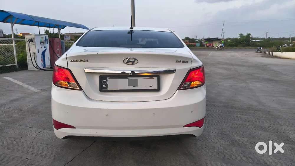 Hyundai Verna Crdi Diesel 2015 Second Owner