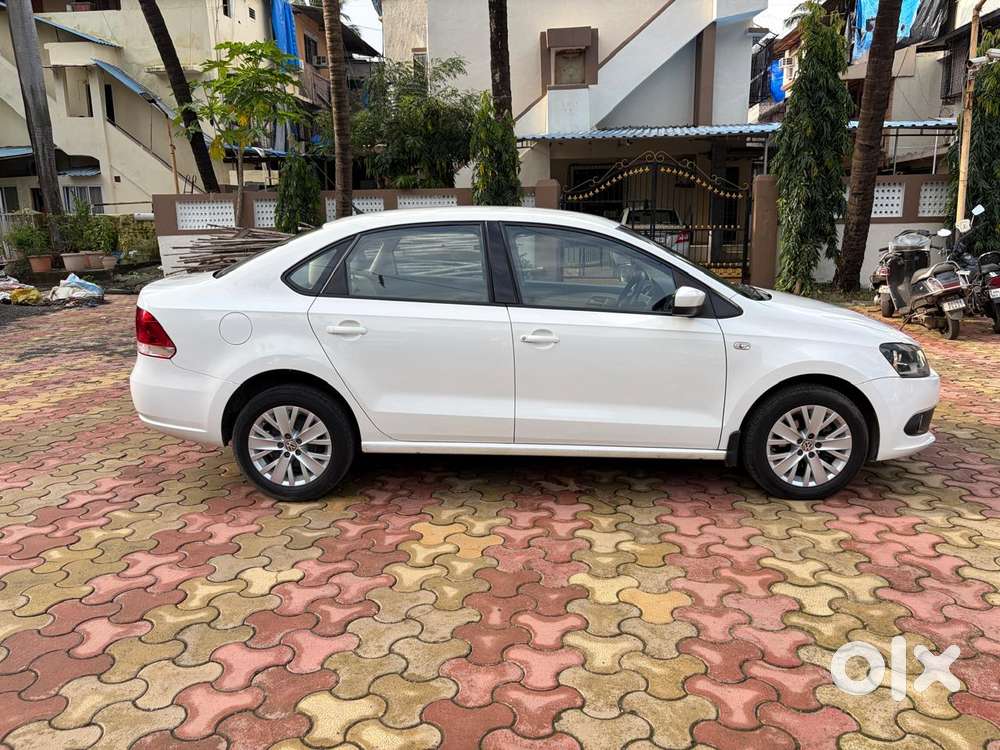 Volkswagen Vento Petrol Highline, 2015, Petrol