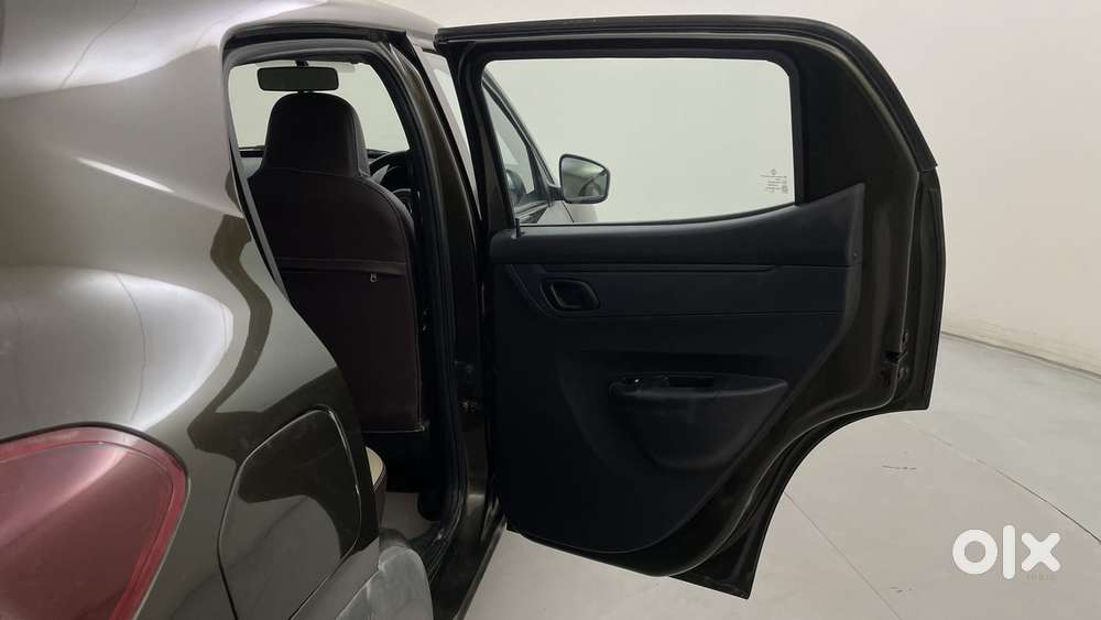 Renault Kwid 2015-2019 1.0 Rxt Amt, 2022, Petrol